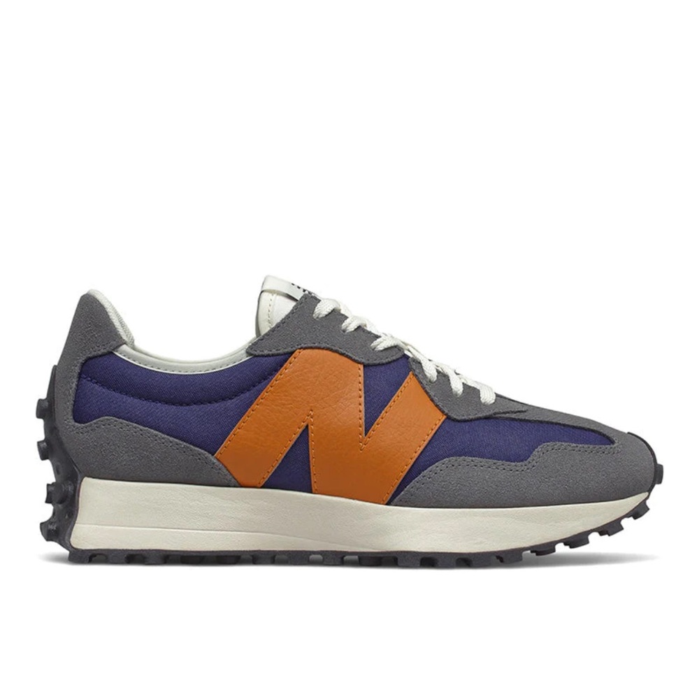 New Balance Womens Iconic 327 - Size 7.5